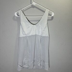Lululemon Elevate Tank Top Gray Stripe Size 10 cinch waist lightweight v neck